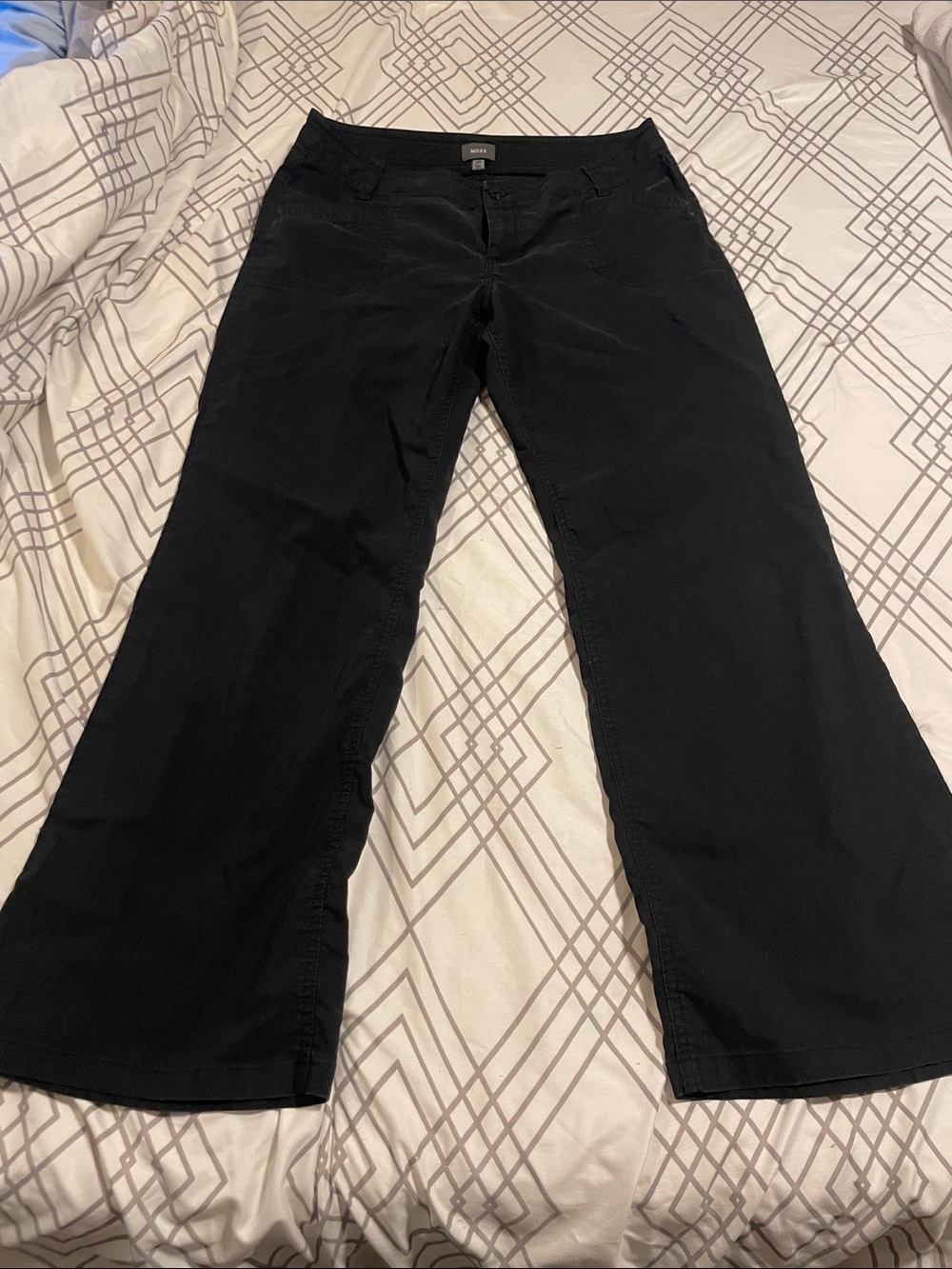 Mexx Black Wide-Leg Trousers — Clean Minimalist Look